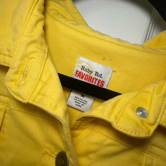 Vintage Yellow Jacket - Picture 4 of 4